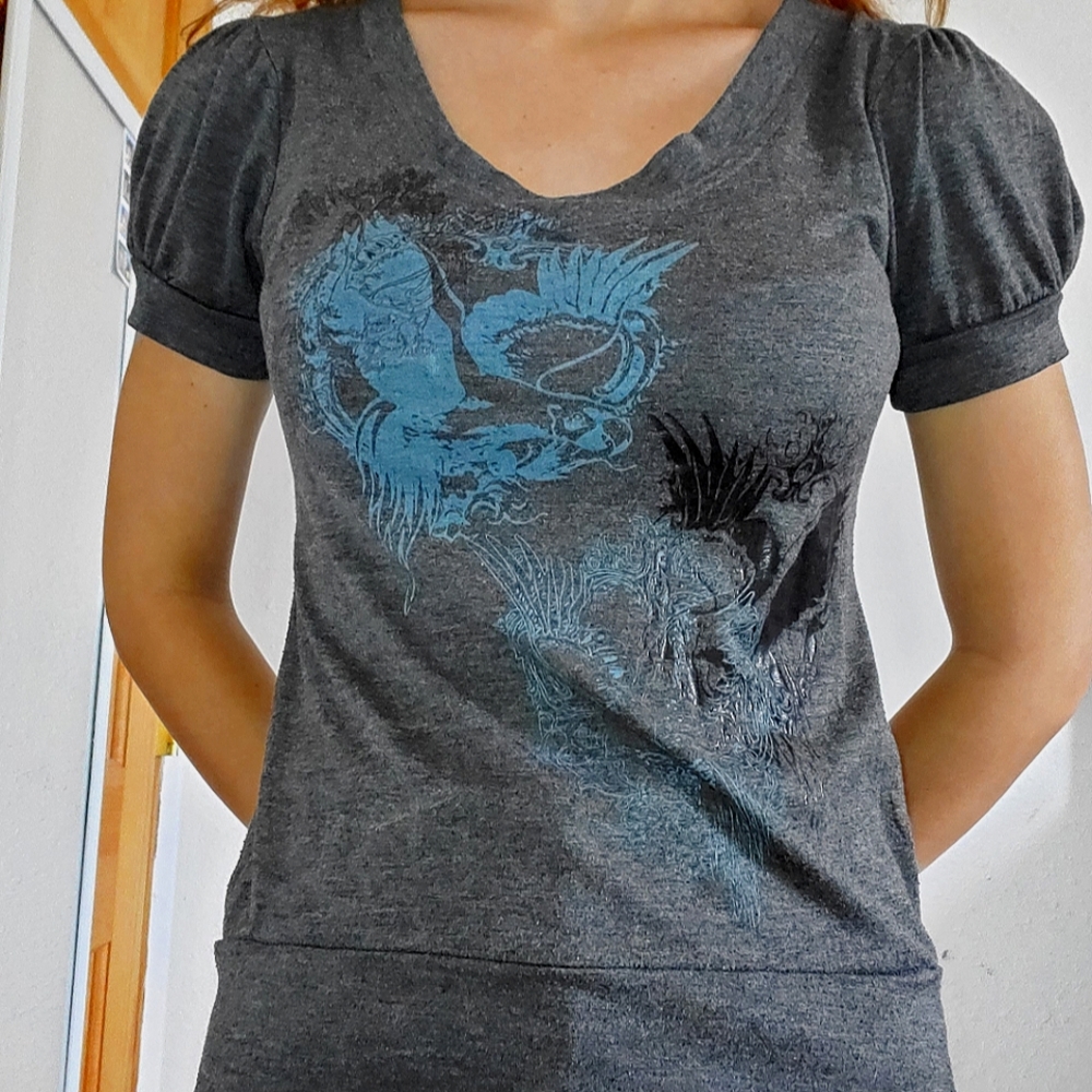 Tempted//T-Shirt